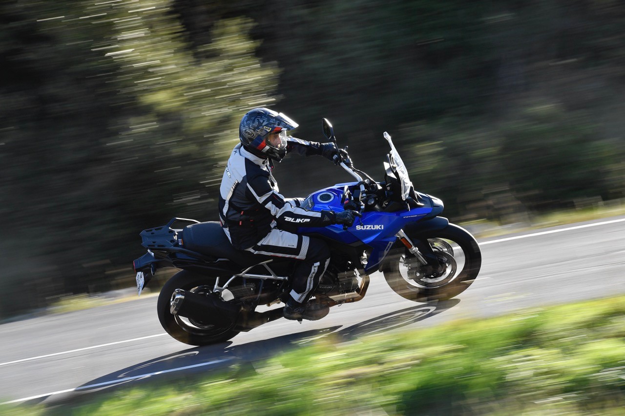 Suzuki V-Strom 800 SE: la prova su strada della nuova crossover giapponese